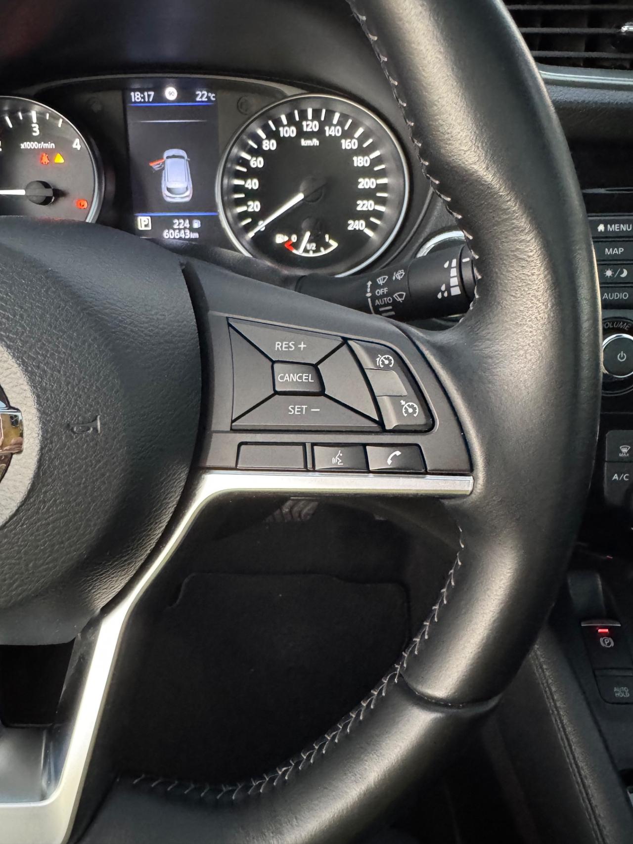 Nissan Qashqai 1.5 dCi CAMBIO AUTOMATICO/POCHI CHILOMETRI