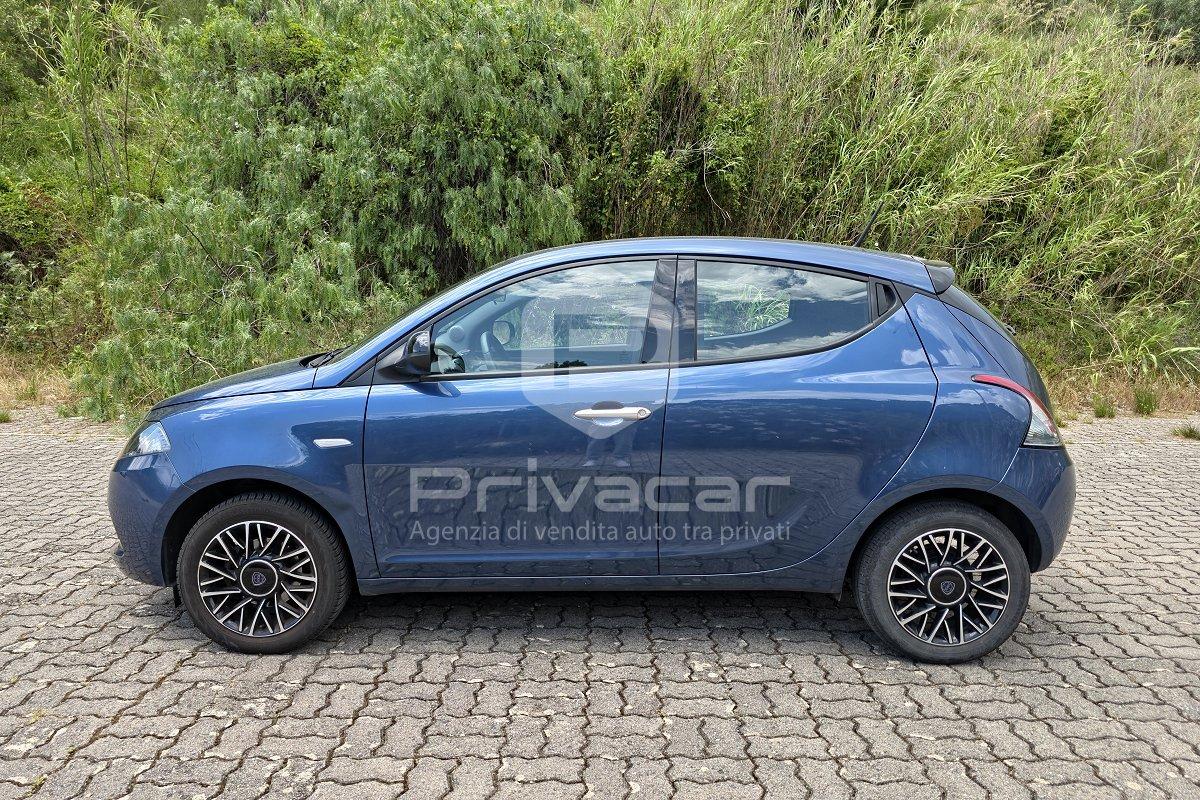LANCIA Ypsilon 1.0 FireFly 5 porte S&S Hybrid Silver Plus