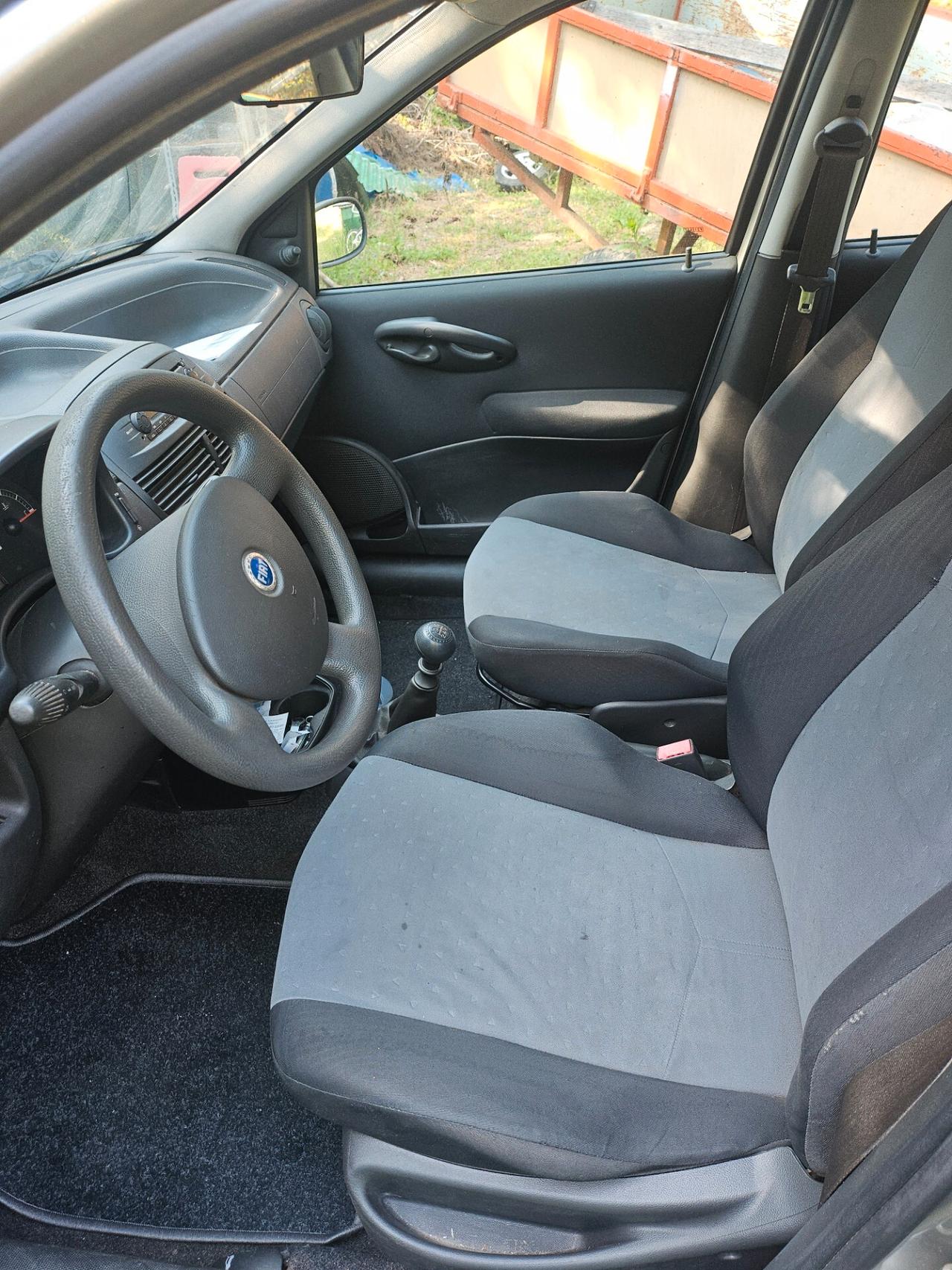 Fiat Punto 1.2 5 porte Active Natural Power