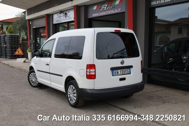 VOLKSWAGEN Caddy 1.6 TDI DSG Automatico 102 CV Autocarro 5Posti Eu5