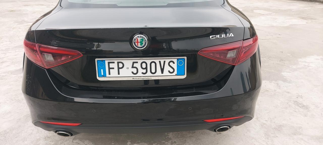 Alfa Romeo Giulia 2.2 Turbodiesel 180 CV AT8 Eco Business