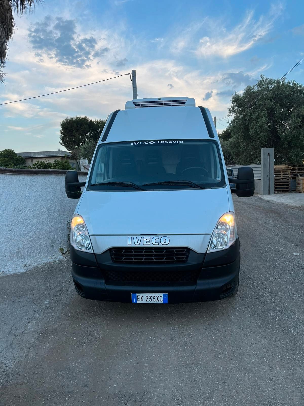 IVECO DAILY 35 S13 FRIGO con ganciera