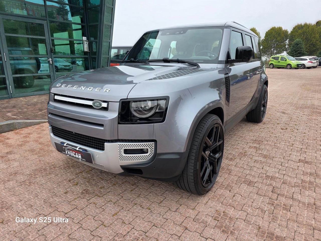 Defender 110 3.0D I6 200CV X-Dynamic iva esposta