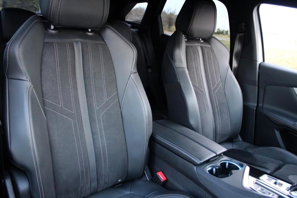 PEUGEOT 3008 1.5 BlueHDi EAT8 GT Pack