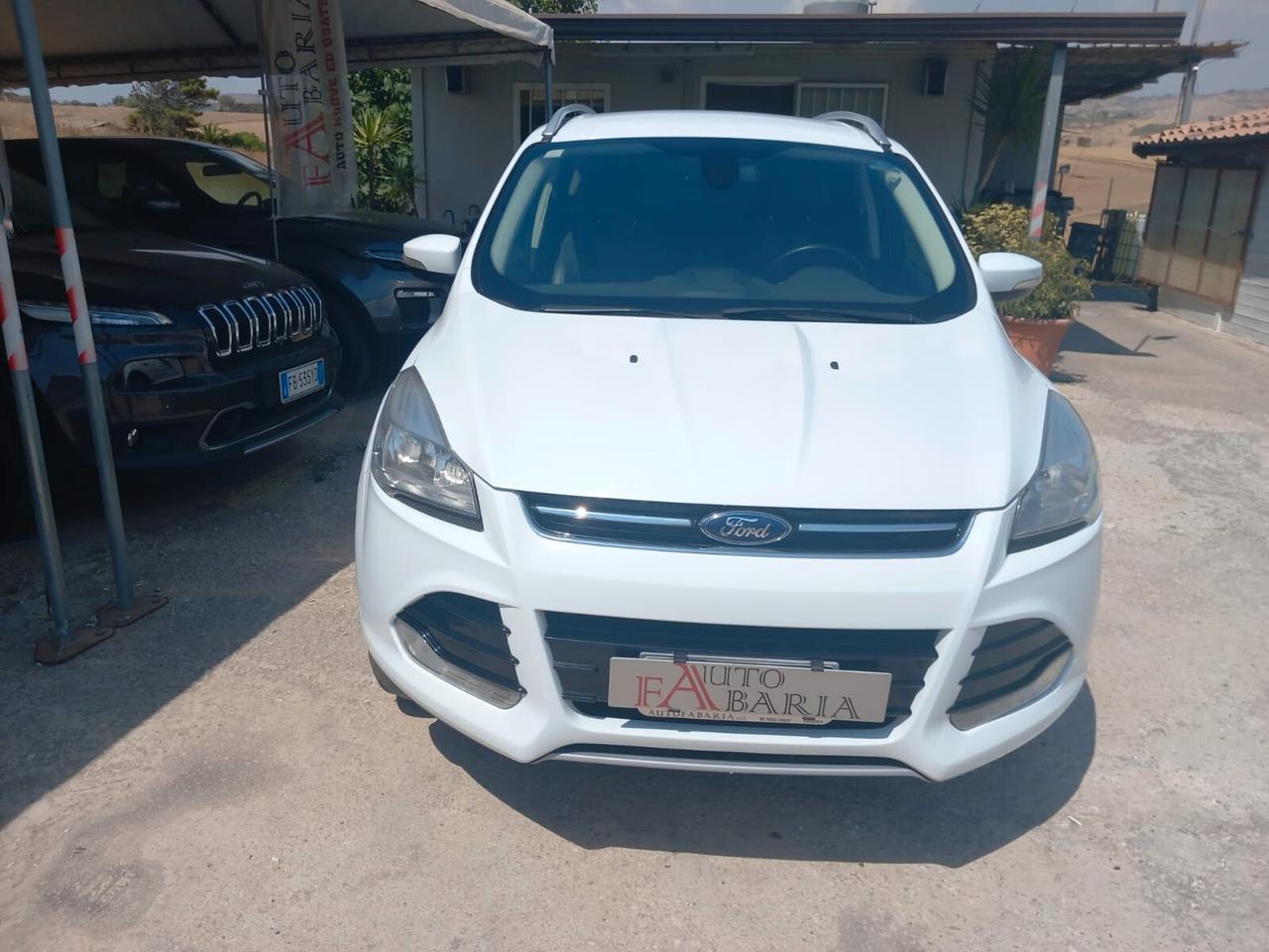 Ford Kuga 2.0 TDCI 140 CV 4WD Titanium