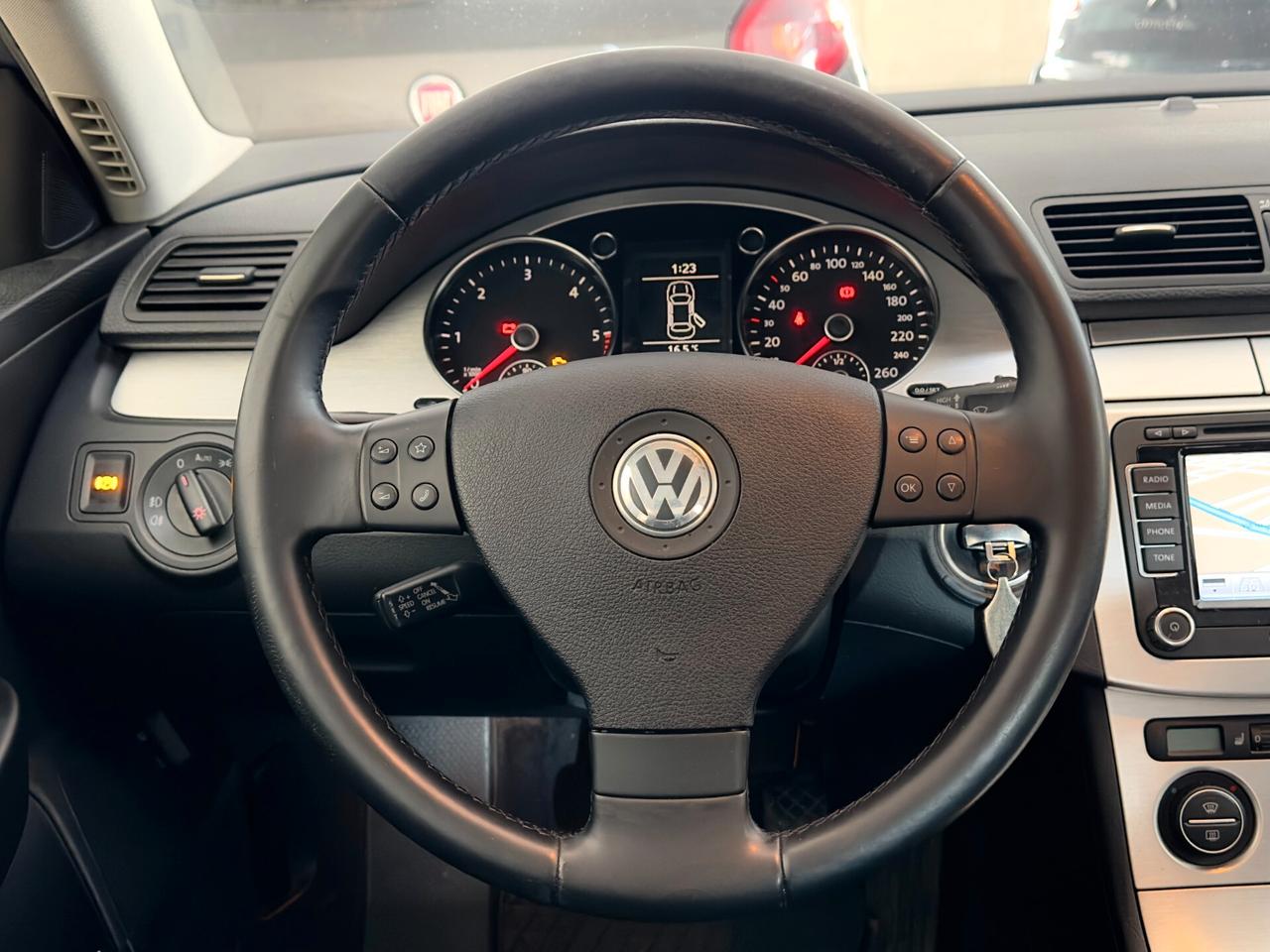 Volkswagen Passat 2.0 TDI DPF Var. Business Perfetta