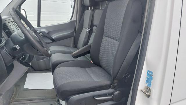 VOLKSWAGEN Crafter 35 2.0 TDI 136CV PM-TA Furgone Buono Stato