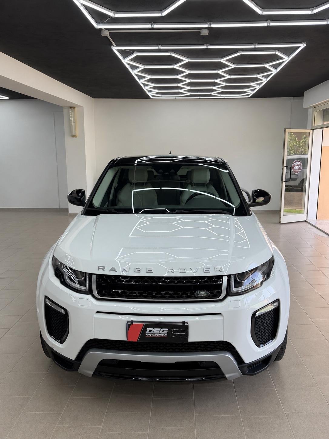 Land Rover Range Evoque 2.0 TD4 180 CV 5p. White e Black Edition