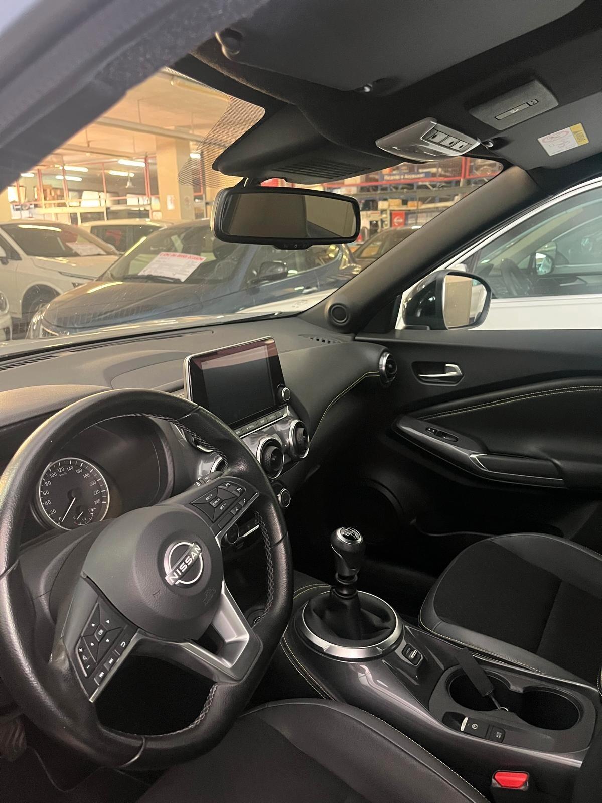 Nissan Juke 1.0 DIG-T 114 CV Kiiro