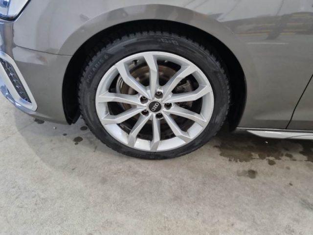 AUDI A4 35 TDI/163 CV S tronic S line edition