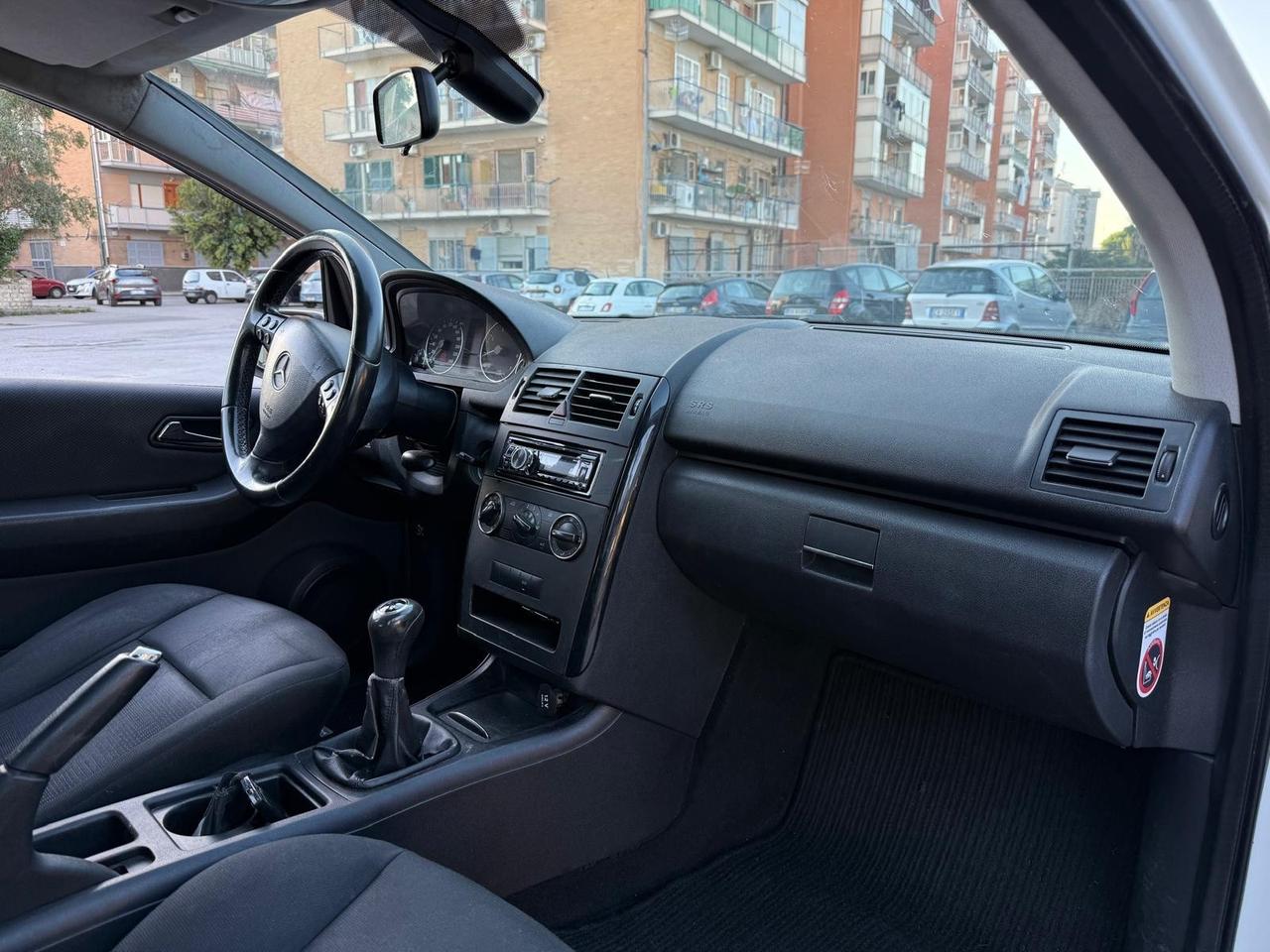 Mercedes-benz A 160 Avantgarde GPL CON 200MILA KM