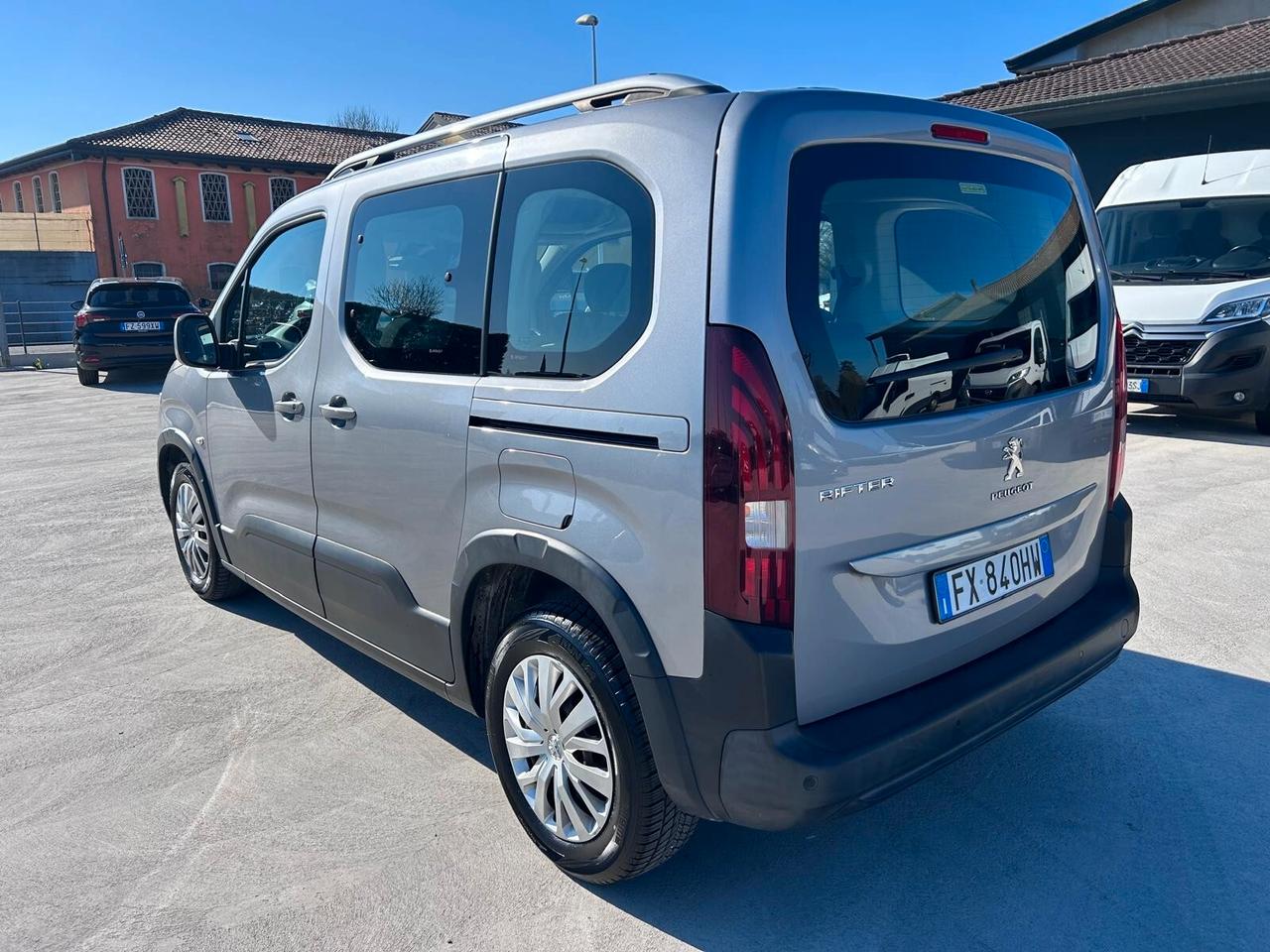 Peugeot Rifter BlueHDi 100 Active Standard