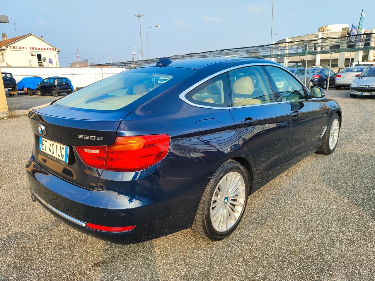 Bmw 320 320d GT Luxury