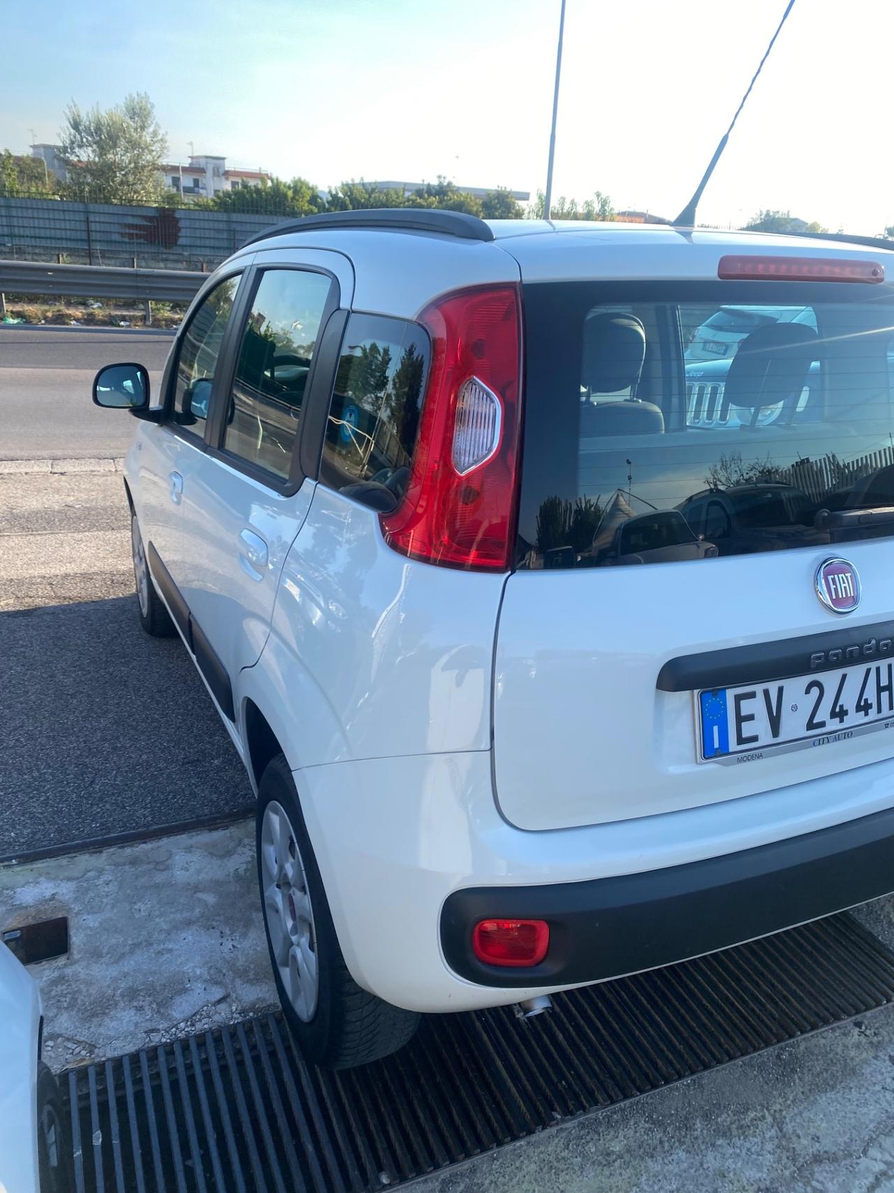 Fiat Panda 0.9 TwinAir Turbo Natural Power Lounge