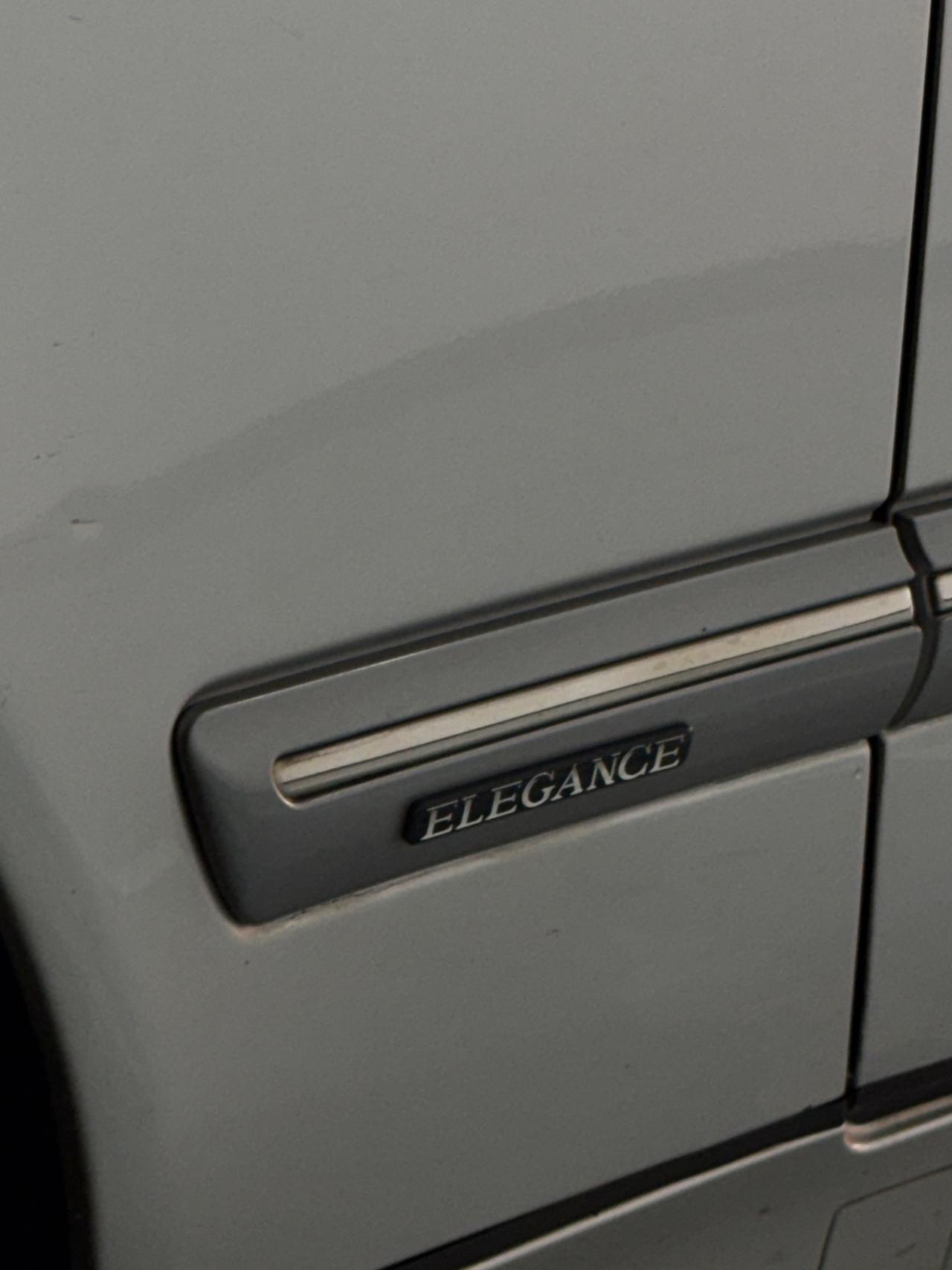 Mercedes-benz E 270 CDI cat Elegance