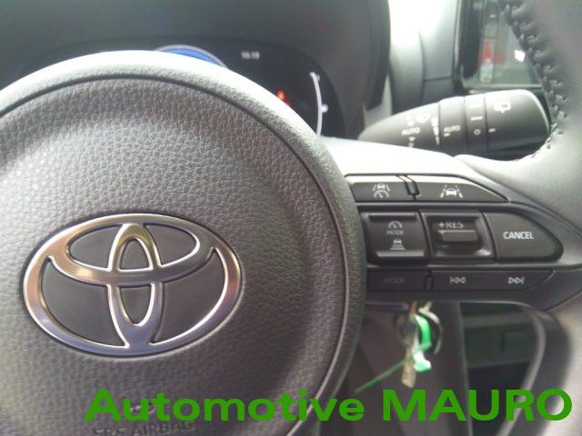 TOYOTA Yaris Cross 1.5h fwd 130cv e-cvt - NEOPATENTATI