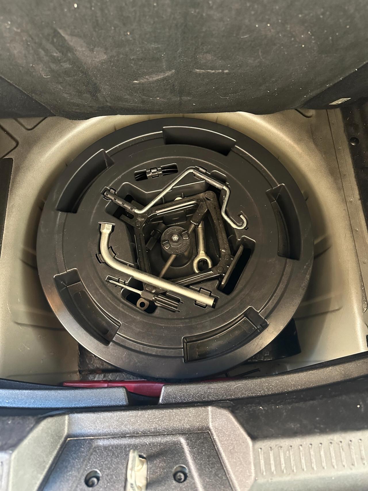 Lancia Delta 1.6 MJT DPF Oro