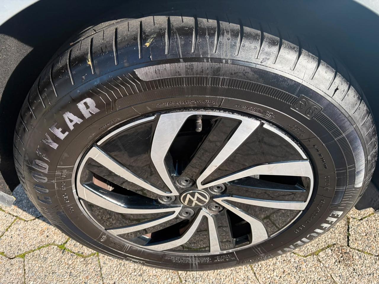 Volkswagen Polo 1.0 TSI Life*EURO6*NEOPATENTATI