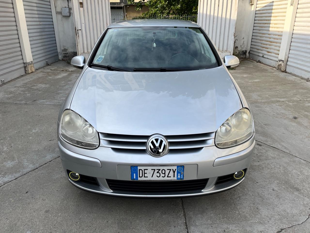 Volkswagen Golf 2.0 16V FSI 4mot. 5p. GT Sport