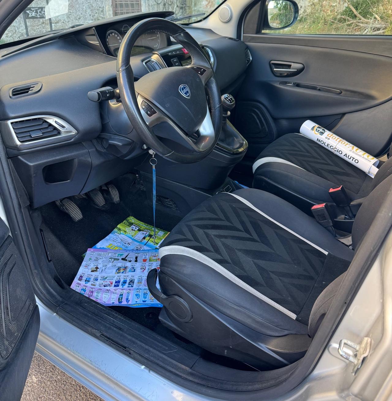Lancia Ypsilon 1.2 69 CV 5 porte GPL Ecochic Gold