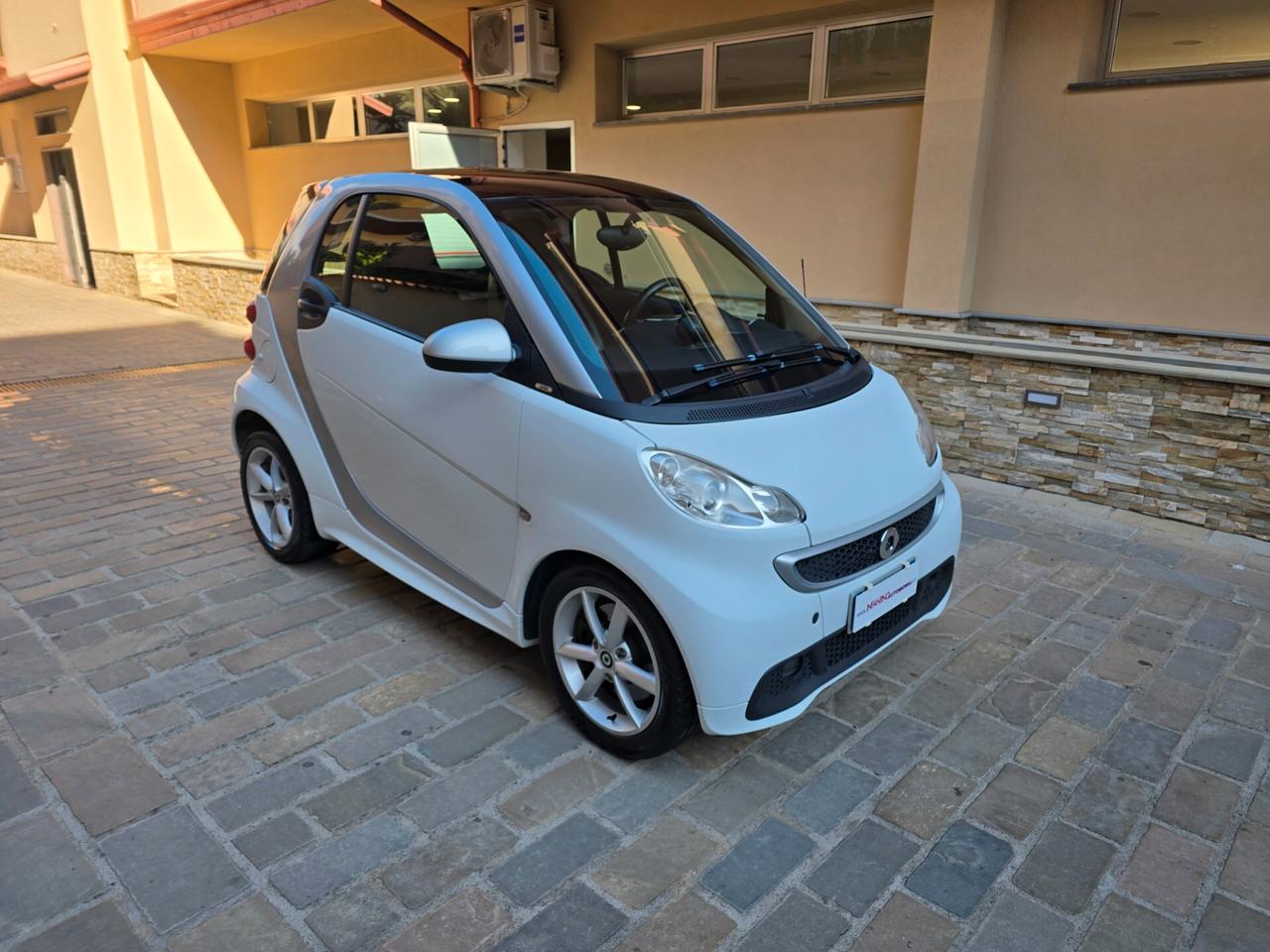 Smart ForTwo 1000 52 kW MHD coupé pulse