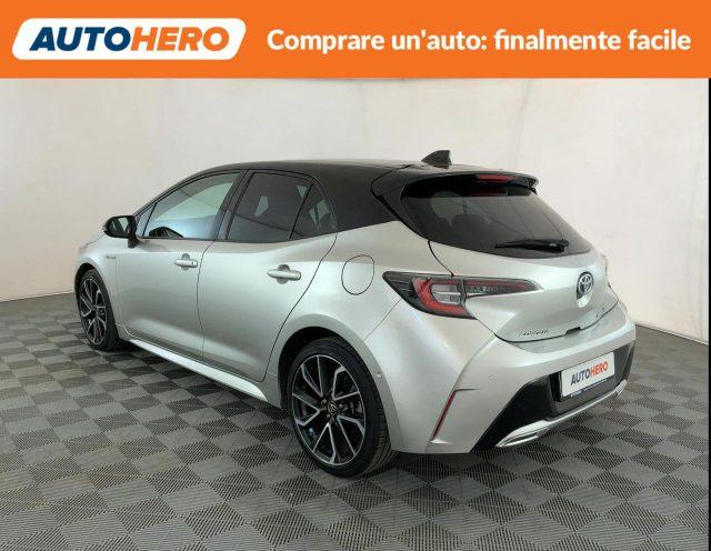 TOYOTA Corolla 2.0 Hybrid Lounge