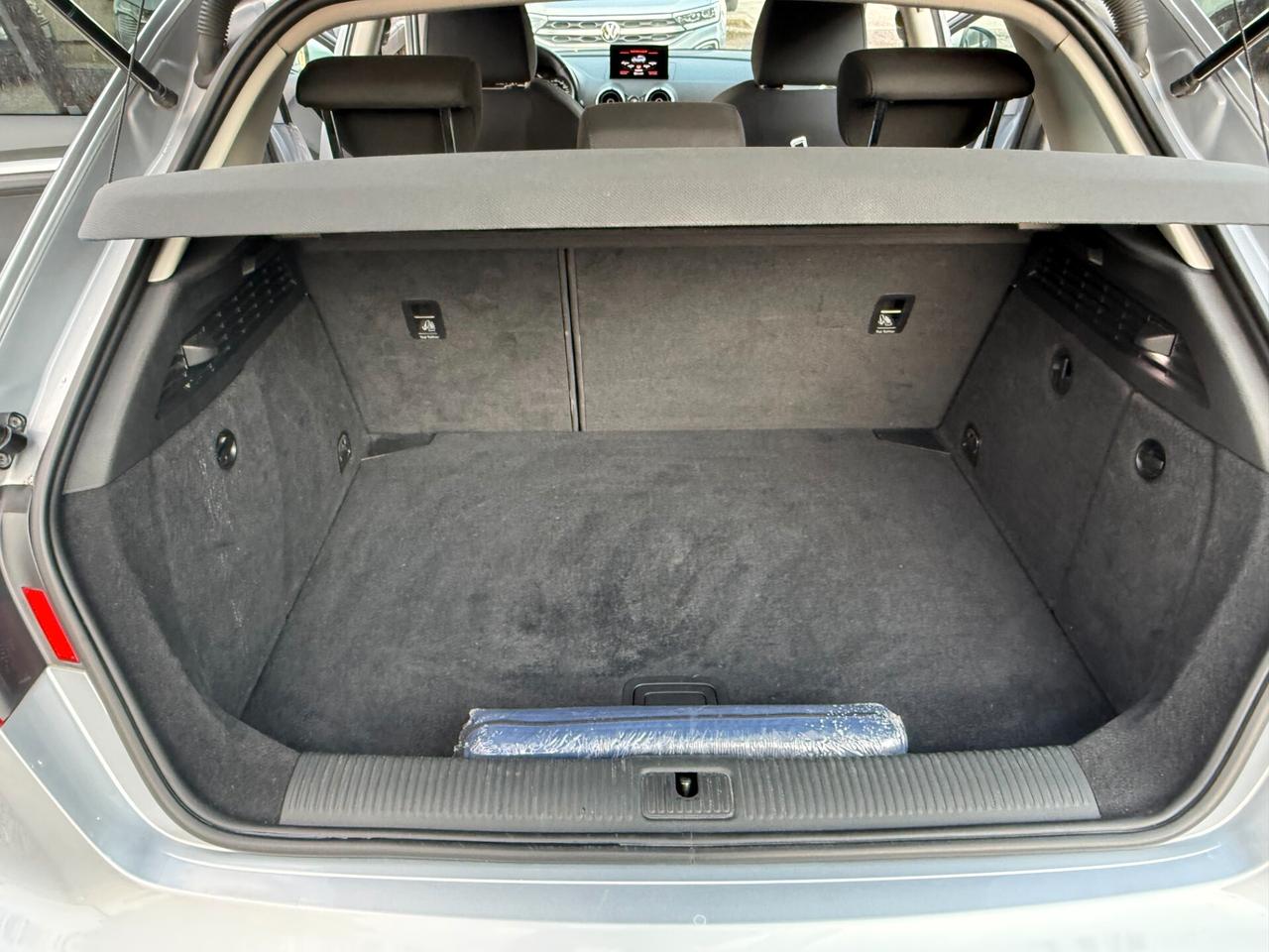 "PERFETTA" Audi A3 SPB S tronic g-tron FULL