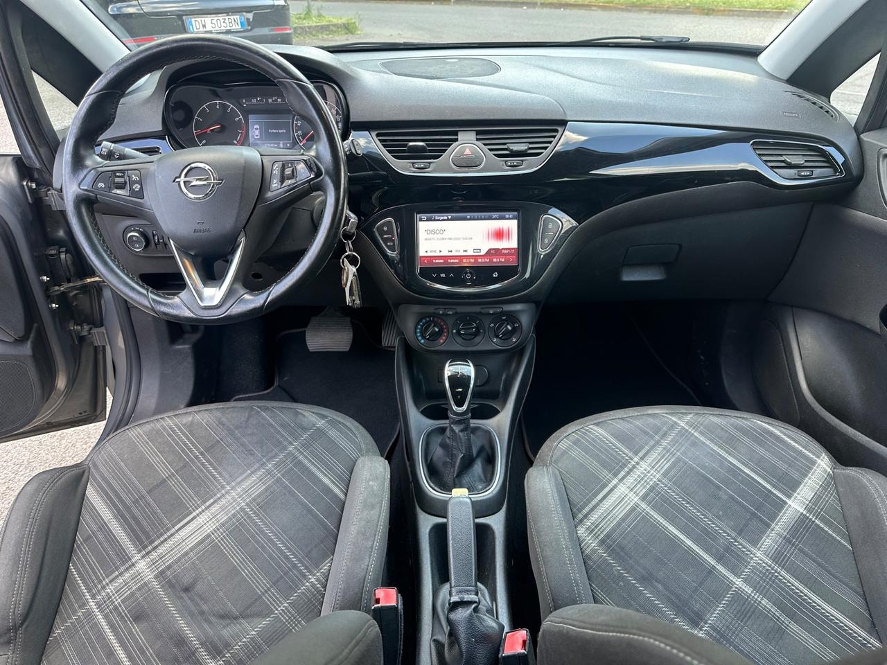 Opel Corsa 1.4 90CV automatica 5 porte b-Color