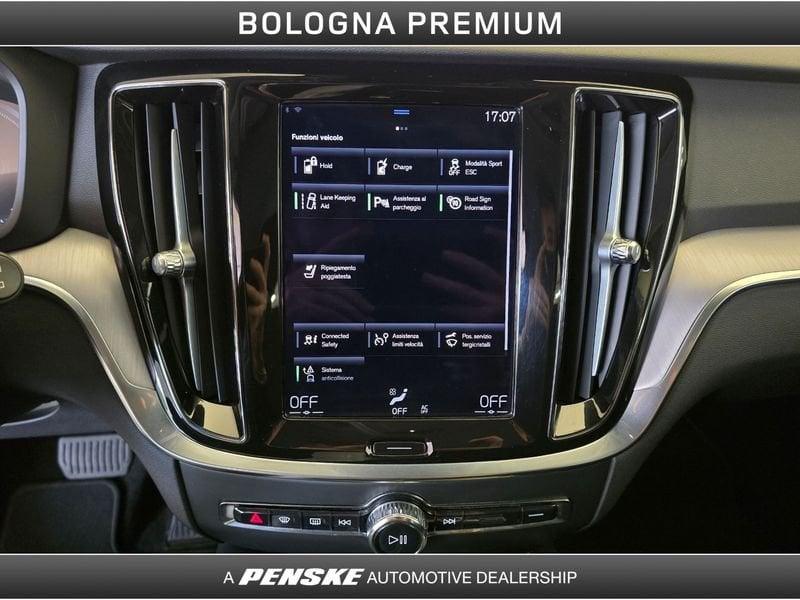 Volvo V60 T6 Recharge AWD Plug-in Hybrid Inscription Expression