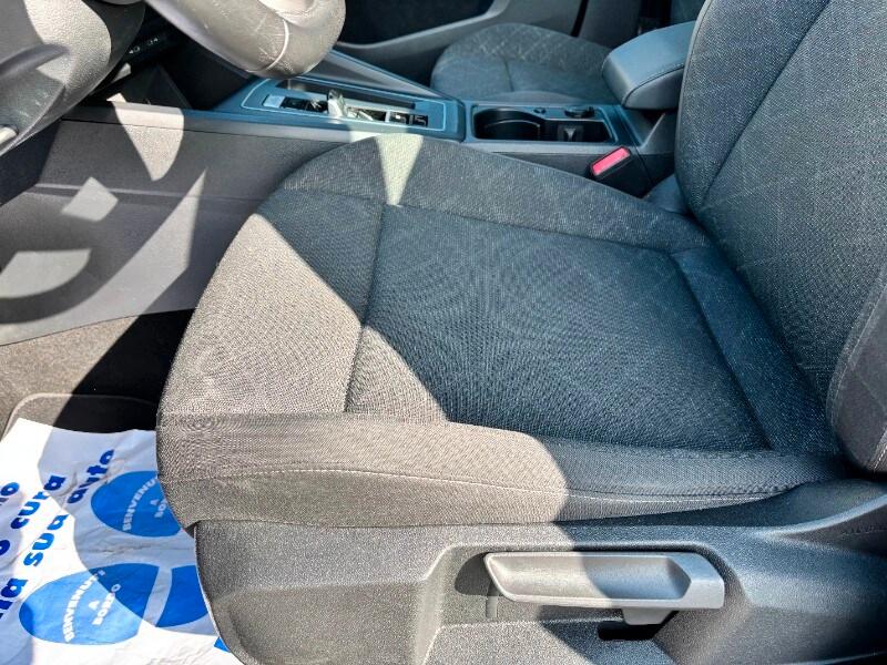 VOLKSWAGEN Golf 8ª serie Golf 1.0 eTSI EVO DSG...
