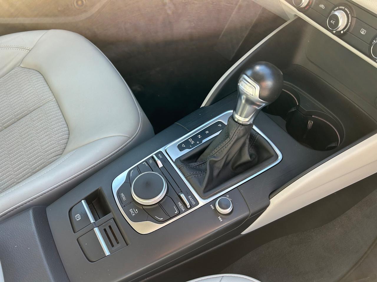 Audi A3 SPB 1.4 TFSI g-tron Ambiente