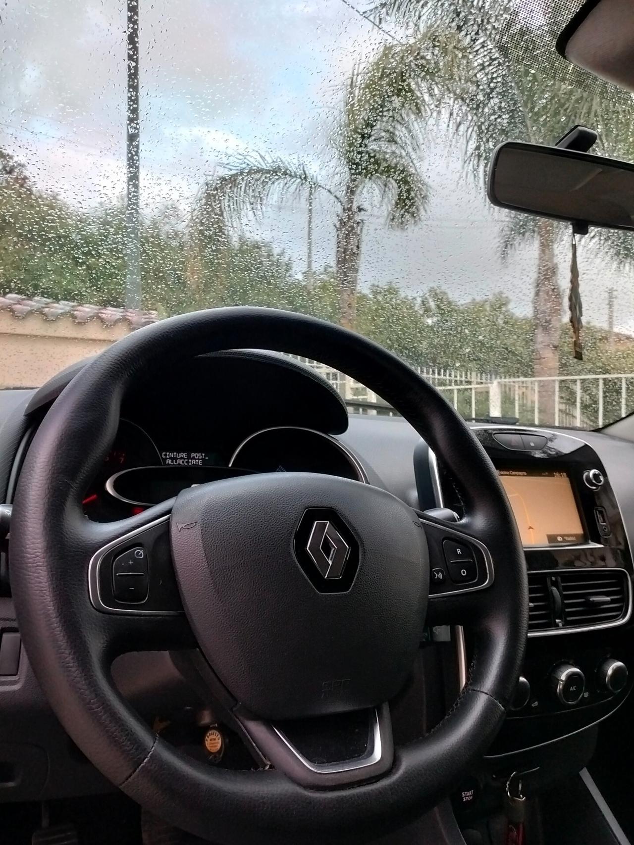Renault Clio 1.2 75CV 5 porte Life