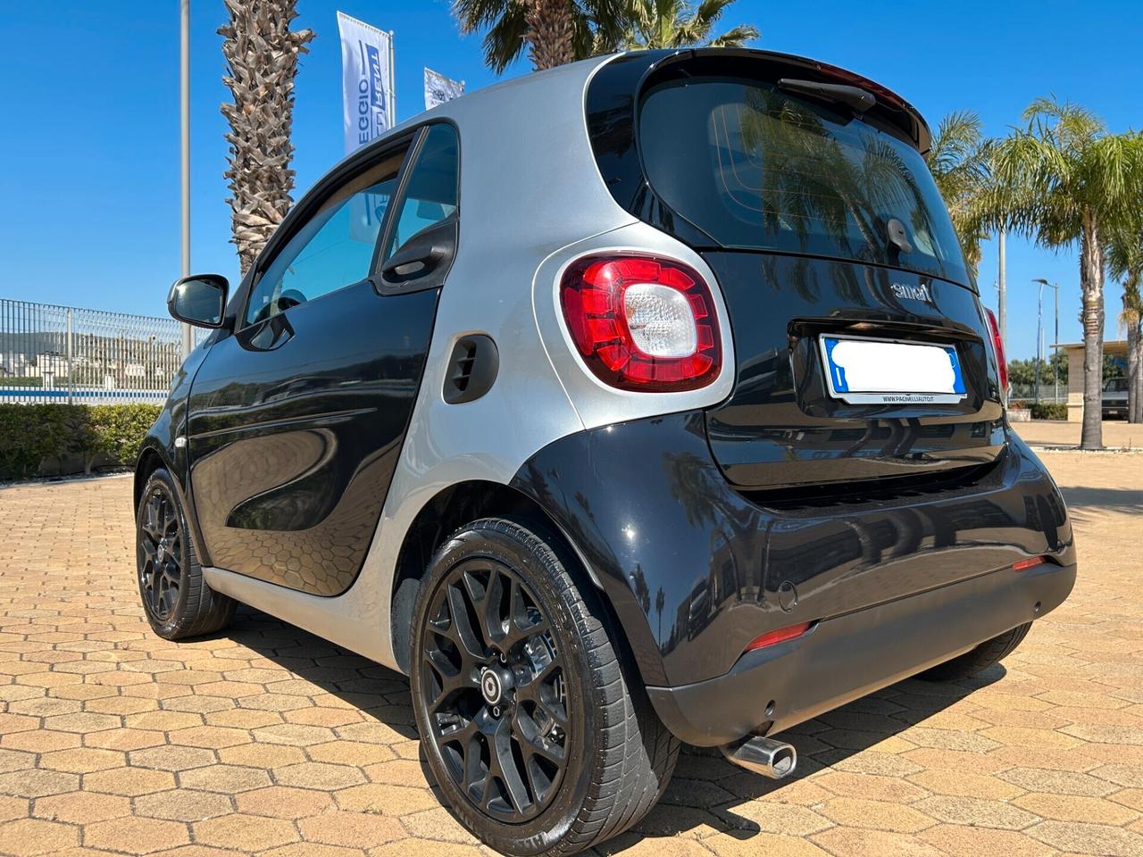 Smart ForTwo 70CV Passion AUTOM.F1 LED NAV C.16