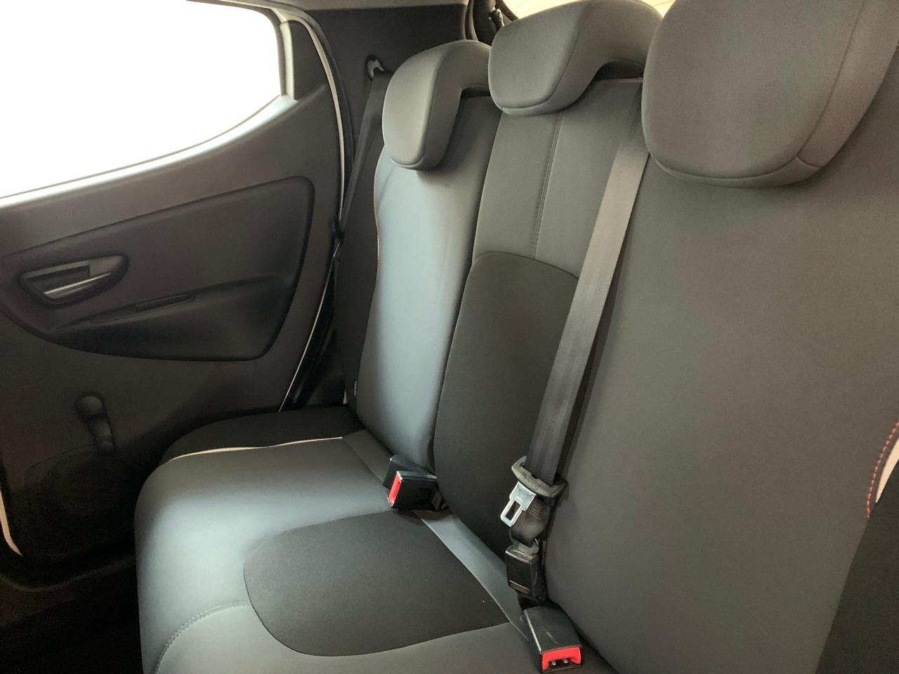 Lancia Ypsilon 1.2 8v Elefantino ecochic Gpl 69cv