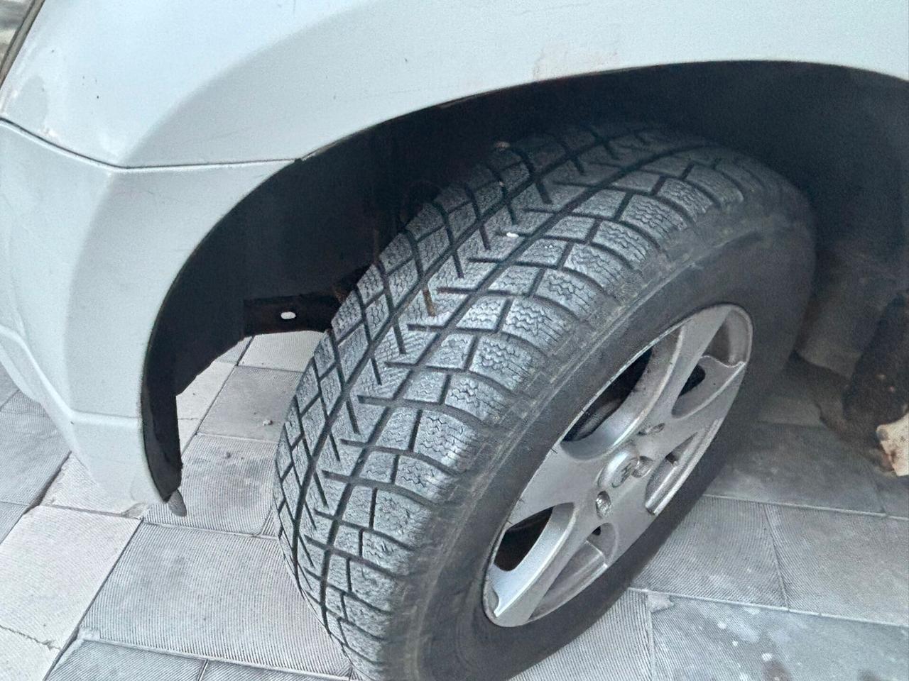 Suzuki Grand Vitara 1.9 DDiS 5 porte