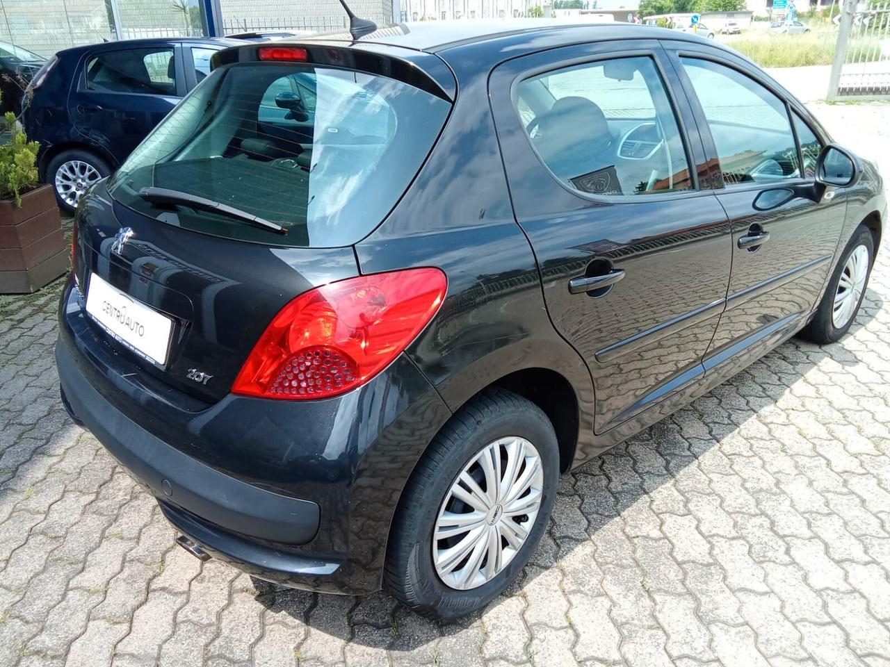 Peugeot 207 1.6 HDi 90CV 5p. XS