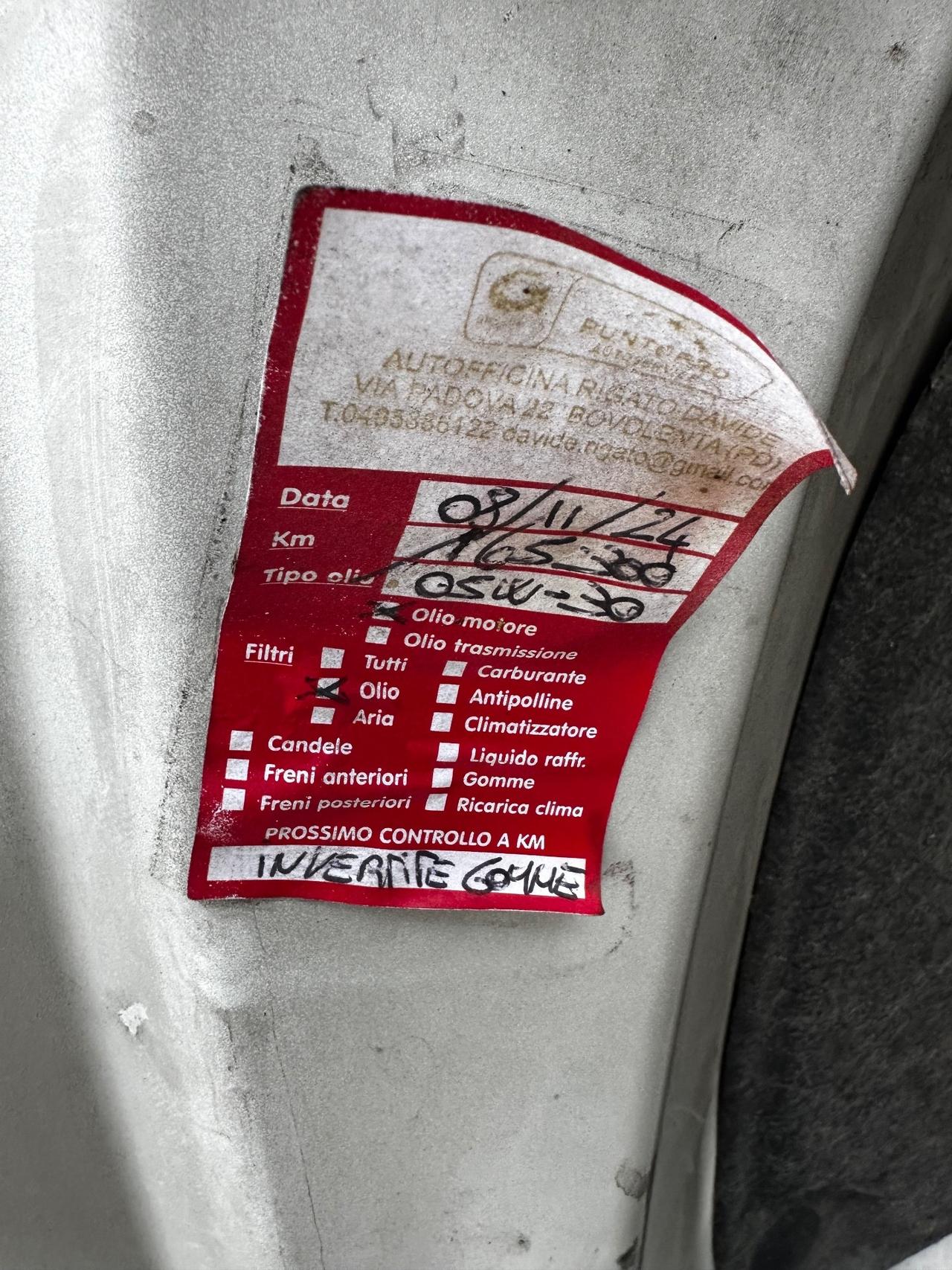 Toyota Yaris 1.4 D-4D 5 porte Lounge