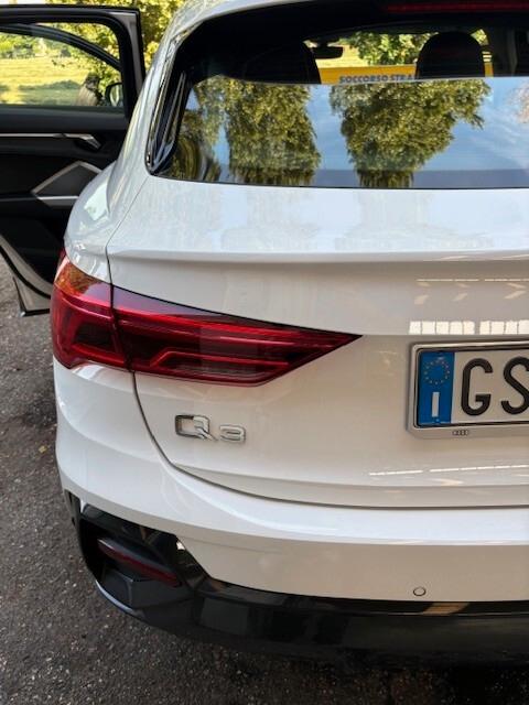 Audi Q3 SPB 35 TDI S tronic Business Plus QUATTRO