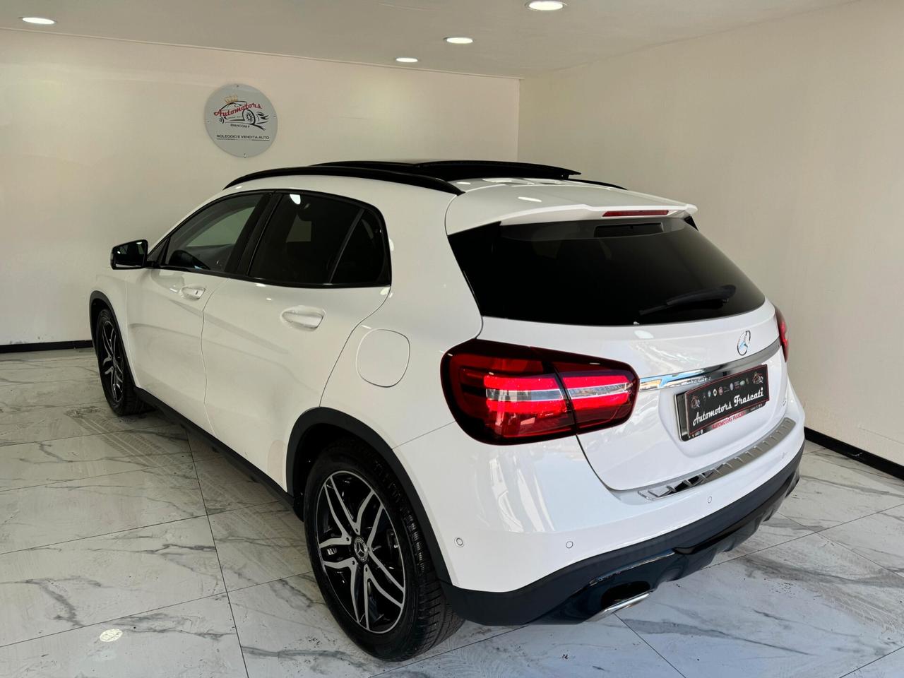 Mercedes-benz GLA 220 -AUTO- Premium-TETTO-2019