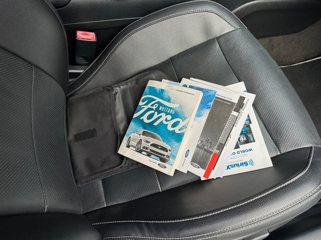 Ford Mustang Convertible 2.3 ecoboost auto KIT SHELBY