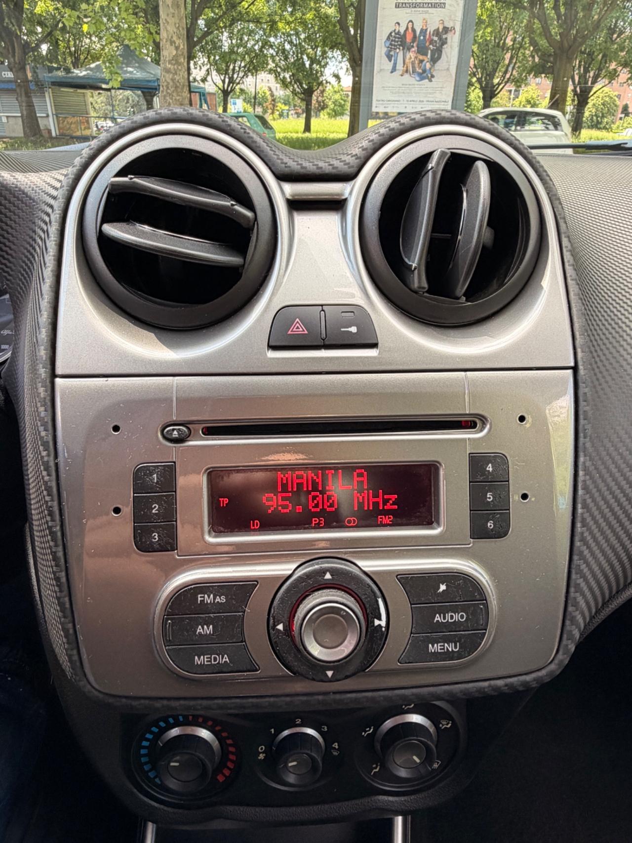 Alfa Romeo MiTo 1.3 JTDm-2 95 CV S&S Distinctive