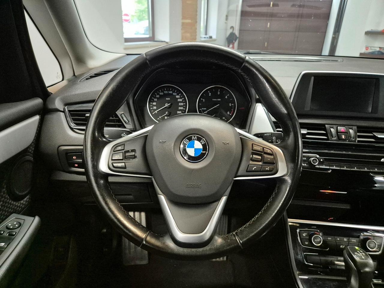 Bmw 2er Active Tourer 218d Active Tourer Advantage ** automatica **