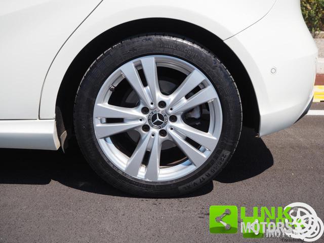 MERCEDES-BENZ A 180 CDI Sport autom