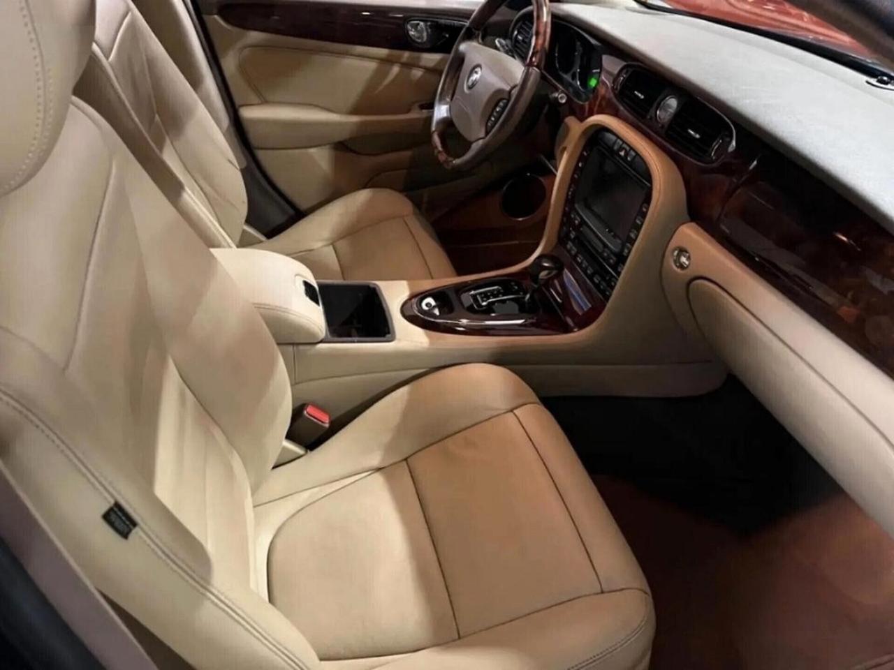 Jaguar XJ 2.7 D V6 cat LWB Sovereign Perfetta