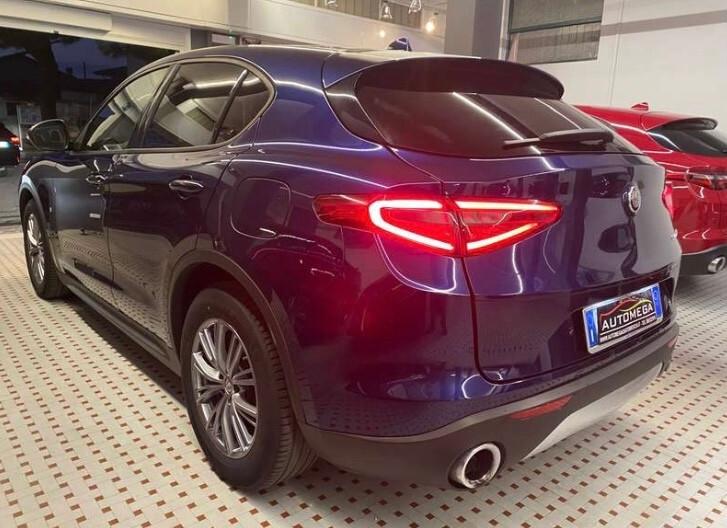 Alfa Romeo Stelvio 2.2 t 190cv Blu Montecarlo