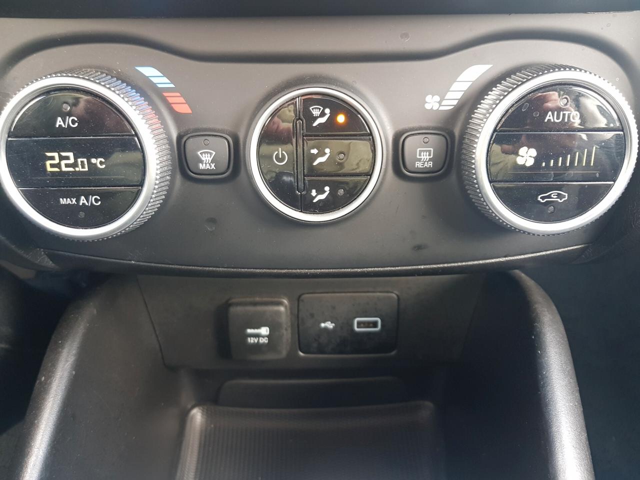 Fiat Tipo Cross 1.6 Mjt 130cv Navy Led Cruise Sensori