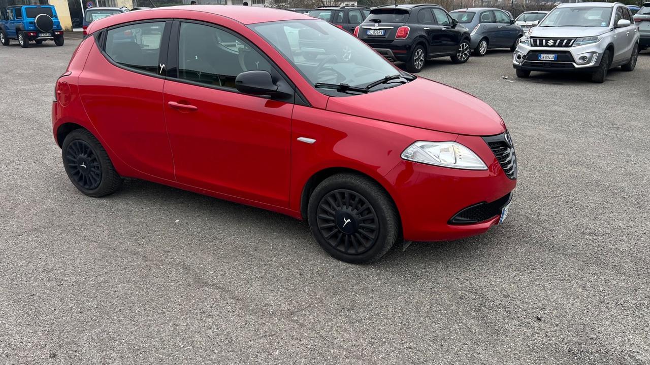 Lancia Ypsilon 1.2 69 CV 5 porte GPL Ecochic Gold