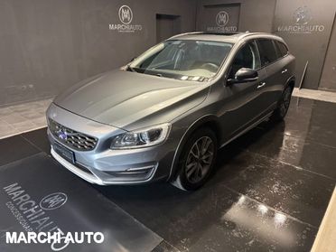 VOLVO V60 Cross Country D3 Geartronic Business