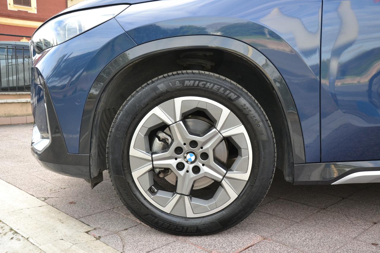 Bmw X1 18d S-DRIVE X-LINE *FULL LED+RCAM+PELLE+NAVI+PDC*