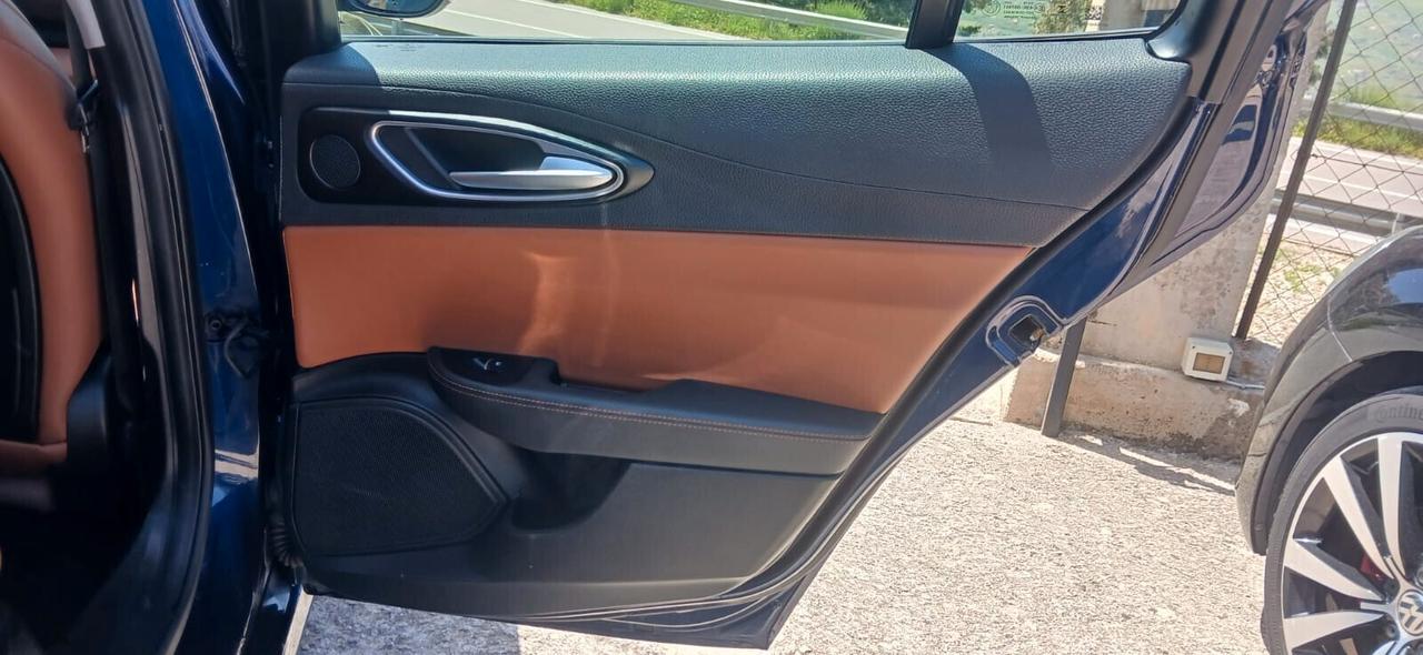 Alfa Romeo Giulia 2.2 Tdi 150 CV Super - 2017